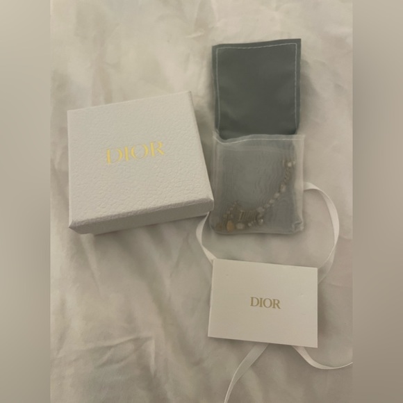 Christian Dior Crystal Dio-r-Evolution Single Ear Cuff - Picture 6 of 8